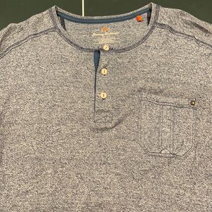 Tommy Bahama Long Sleeve Henley Tee M